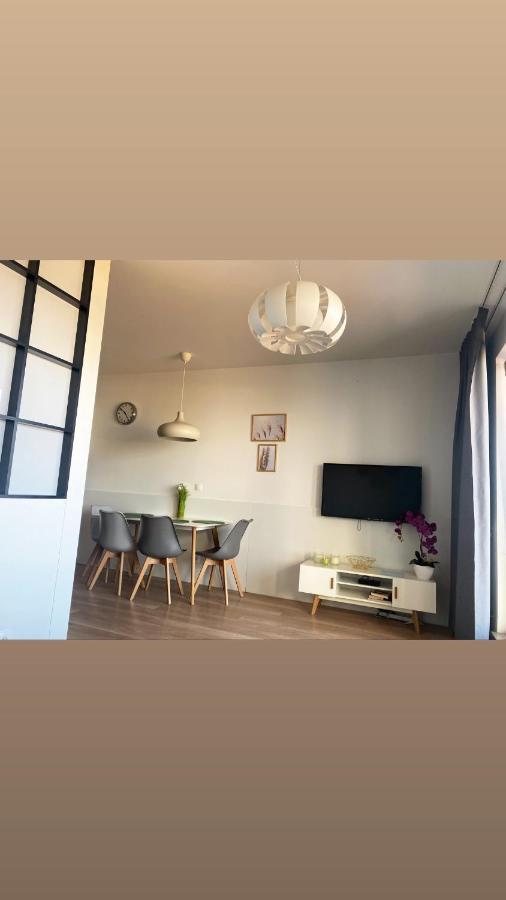 Apartament Z Widokiem Na Morze Ujście-Darłowskie Eksteriør billede